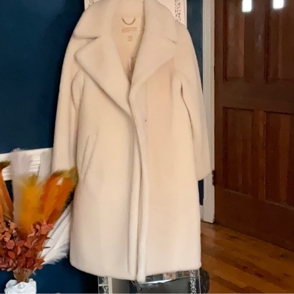 Michael Kors Faux fur long Jacket 🧥 - Picture 1 of 4
